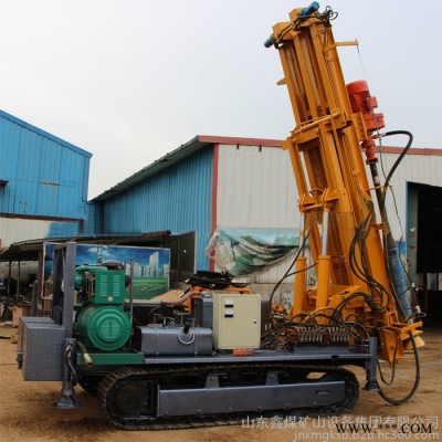 雙動(dòng)力光伏打樁機(jī) 履帶光伏打樁機(jī) 太陽(yáng)能光伏打樁機(jī) 出廠價(jià)格
