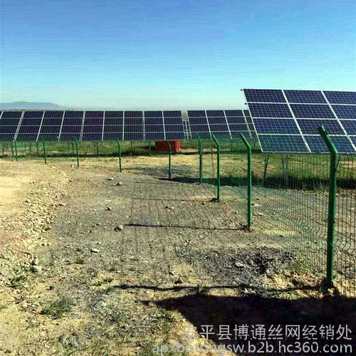 框架護(hù)欄網(wǎng) 光伏電站防護(hù)網(wǎng) 河道防護(hù)網(wǎng) 臨邊防護(hù)網(wǎng) 生產(chǎn)廠家