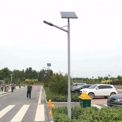 供應河北路燈5米12V20W6米12V30瓦太陽能路燈定做 質保5年 庭院燈 草坪燈 發(fā)電系統(tǒng) 農村太陽能路燈