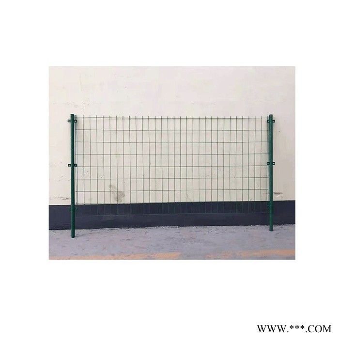 光伏隔離護(hù)欄網(wǎng) 發(fā)電站雙邊絲護(hù)欄網(wǎng)園林養(yǎng)殖防護(hù)柵欄公路護(hù)欄網(wǎng)