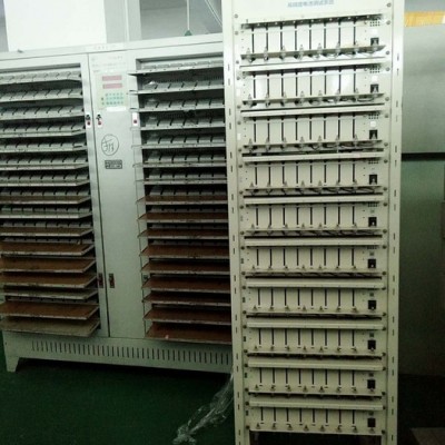 優動能5V6A 大電流 圓柱鋰電池 電芯 容量分級篩選檢測設備 分容柜