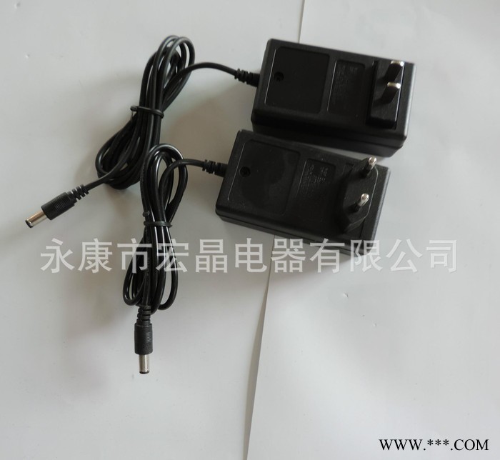 手電鉆鋰電池充電器  12V、14.4V、16.8V、18V