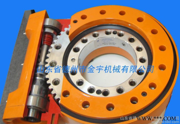 德州金宇牌專業(yè)生產(chǎn)太陽能回轉(zhuǎn)支撐驅(qū)動裝置、太陽能二次包絡(luò)減速器