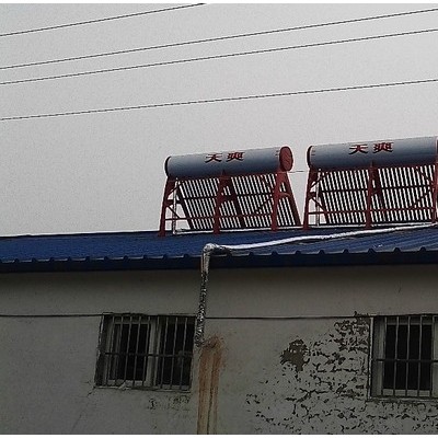 家用太陽能熱水器取暖