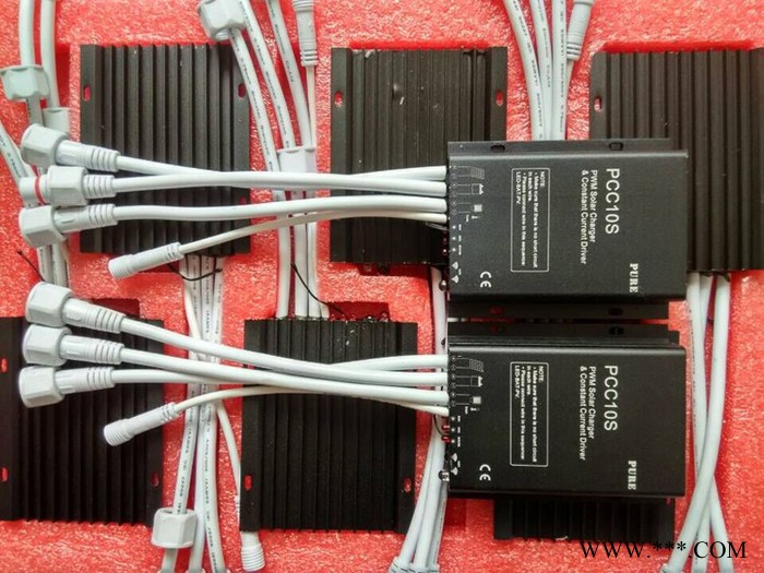 深圳太陽能控制器** 12/24V 鋰電池專用太陽能路燈控制器升壓恒流一體機(jī)