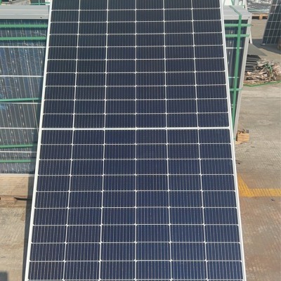 550W太陽能光伏發(fā)電組件 光伏板 發(fā)電板 單晶單面