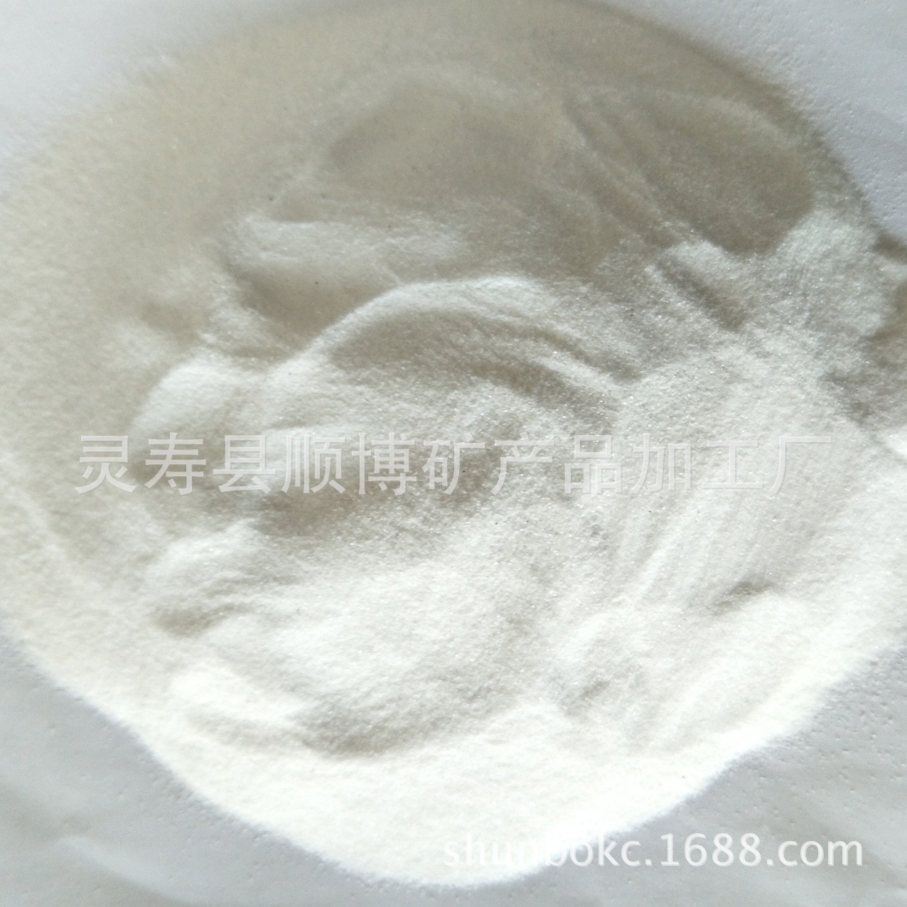 廠家供應(yīng) 10-20目雪花白砂 人造草坪白砂子 兒童娛樂(lè)白云石沙