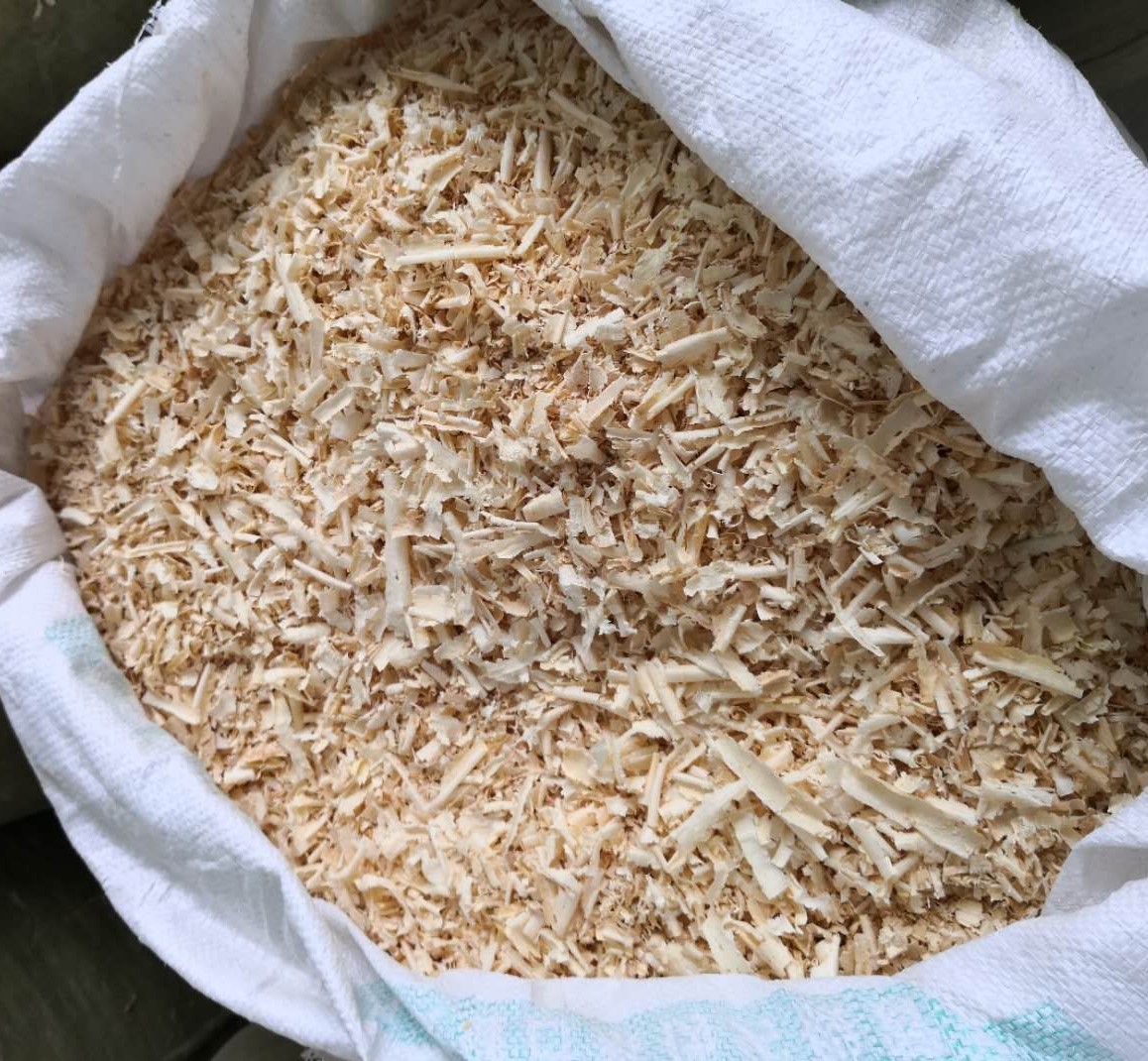 廠家直銷 生物質顆粒燃料 鍋爐燃料 紅木頭顆粒 橡木刨花顆粒